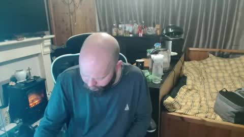 playboy_horny online show from April 2026 10:45:02 PM