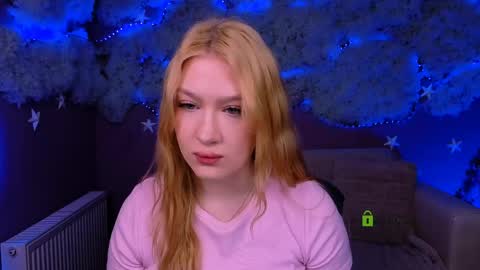 Sophie online show from April 2026 07:26:01 PM