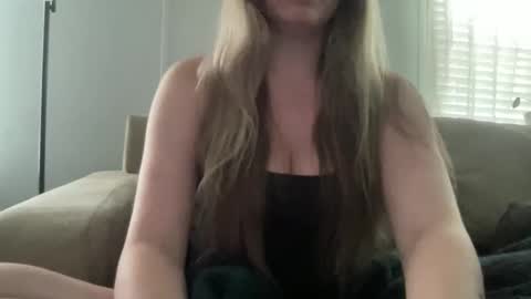 Caity online show from May 2026 09:01:02 PM