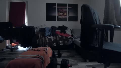 Hello ask me  . Im glad  to see you here in my room. Welcome PVT is open online show from January 2026 02:31:01 PM