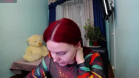 Snapshot of pollygreen chatting on December 2024 07:51:02 AM Olivia online show from December 2024 07:51:02 AM