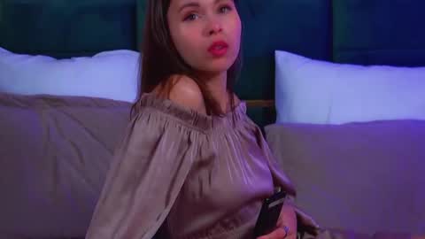 Polly online show from March 2026 10:24:01 PM