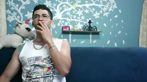 Snapshot of ponzothc chatting on November 2025 10:20:02 PM ponzothc online show from November 2025 10:20:02 PM