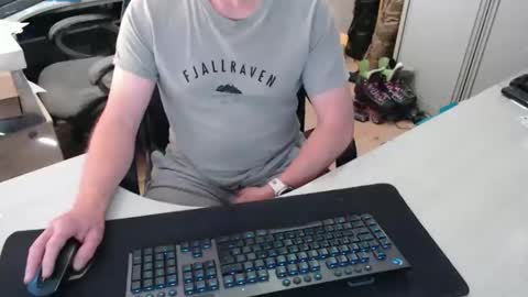 Dave online show from April 2026 09:43:01 AM