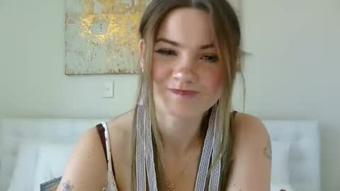 Snapshot of poppyjoyyy chatting on March 2026 12:47:01 AM Poppy Joy online show from March 2026 12:47:01 AM