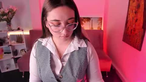 Camila  online show from March 2026 01:25:01 PM