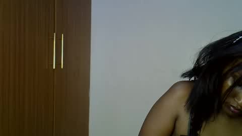 Snapshot of prettiekelly chatting on March 2025 12:53:01 AM prettiekelly online show from March 2025 12:53:01 AM