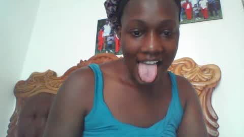 Snapshot of pretty_beib chatting on July 2026 07:02:02 AM Karol online show from July 2026 07:02:02 AM
