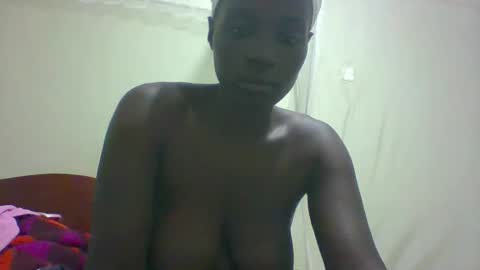 Snapshot of pretty_betty_ chatting on February 2025 06:38:01 PM pretty_betty_ online show from February 2025 06:38:01 PM