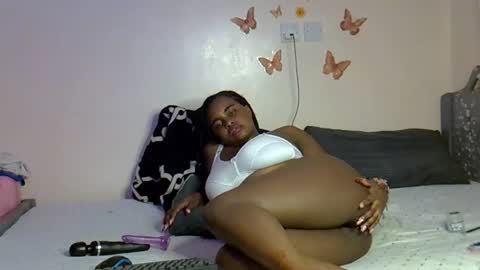 Snapshot of pretty_daina3 chatting on November 2025 06:30:01 PM pretty_daina3 online show from November 2025 06:30:01 PM