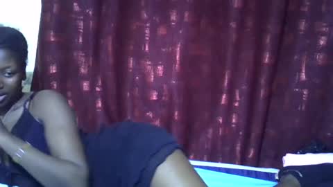 Snapshot of pretty_ebby chatting on June 2026 04:23:01 PM pretty_ebby online show from June 2026 04:23:01 PM
