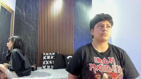 pretty_honey22 online show from May 2026 05:31:02 PM