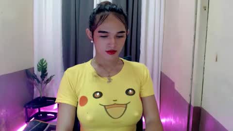 pretty_lady_kitty online show from April 2026 12:38:02 AM