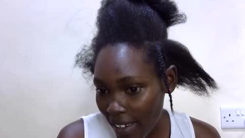 pretty_leila1 online show from February 2026 07:07:02 AM