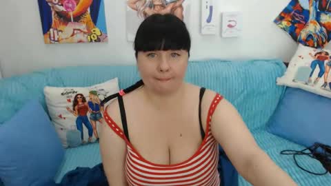 pretty_malika online show from July 2026 03:06:02 PM