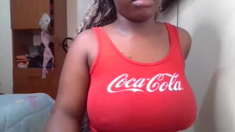 pretty_shila online show from March 2026 10:43:01 AM