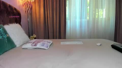 Snapshot of prettyadoraa chatting on June 2026 05:45:02 AM Adora online show from June 2026 05:45:02 AM