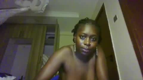 prettydulce online show from April 2026 03:13:02 AM