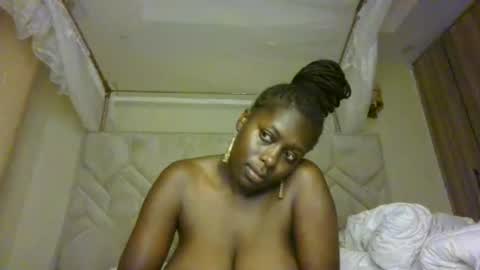 prettydulce online show from August 2026 01:49:02 AM