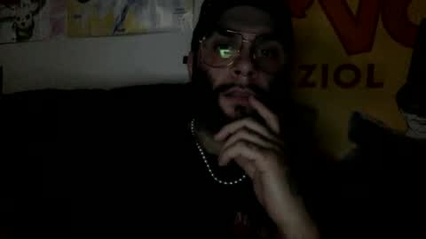 prettyglazed online show from November 2025 02:54:02 AM