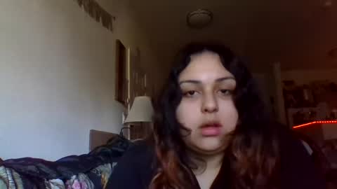 lilly333 online show from December 2024 10:13:01 PM