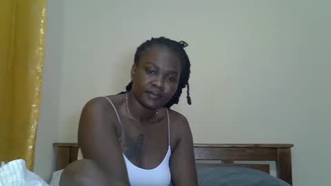 Snapshot of prettyliz30 chatting on June 2026 03:07:01 AM LILIAN online show from June 2026 03:07:01 AM