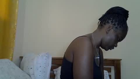 Snapshot of prettyliz30 chatting on June 2026 08:39:02 AM LILIAN online show from June 2026 08:39:02 AM