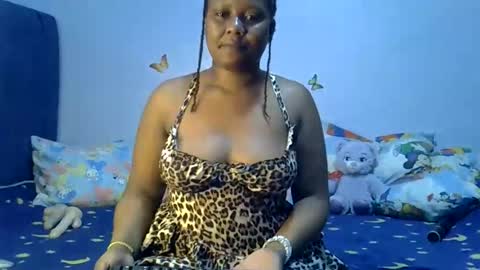 prettymel1 online show from May 2026 05:08:01 PM