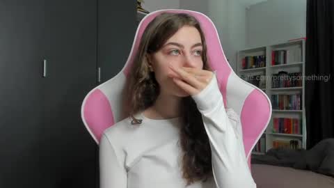 Sophie  next stream will be at Monday  i will wait you guys  online show from April 2026 06:19:01 AM