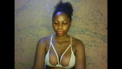 prettyxxpac online show from March 2026 12:06:01 AM