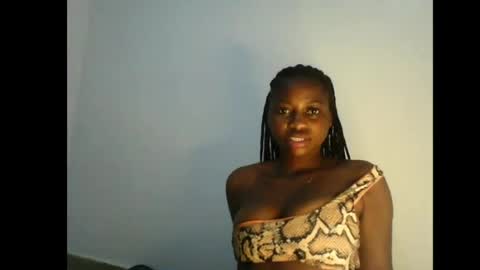 prettyxxpac online show from June 2026 07:17:01 PM