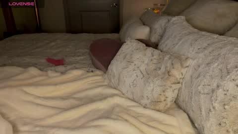 princesa_lovie online show from April 2026 06:03:02 AM