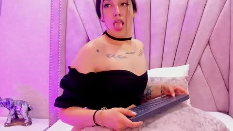 princesagabby online show from December 2024 01:17:01 AM