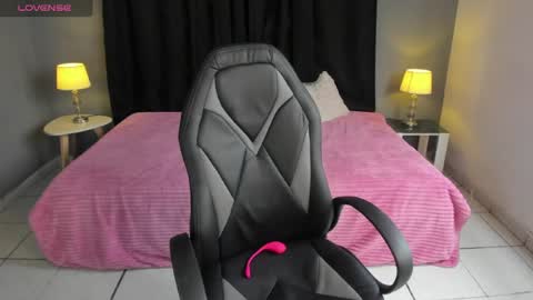 Paula Princess online show from April 2026 07:58:02 PM