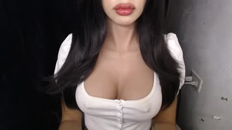 Snapshot of princess_titty18 chatting on April 2026 07:16:01 AM Jen online show from April 2026 07:16:01 AM