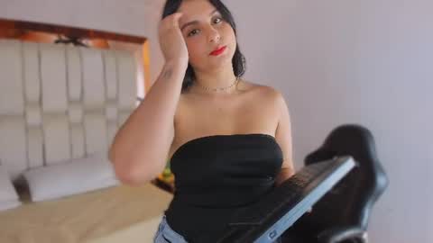 Snapshot of princessluu chatting on July 2026 07:20:02 PM Lu online show from July 2026 07:20:02 PM