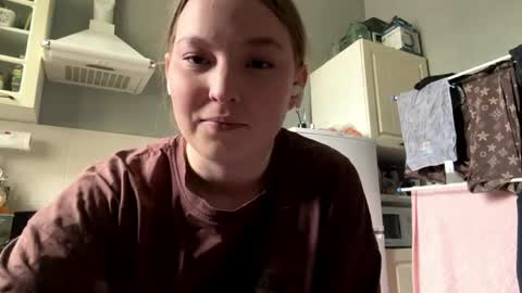 Mia online show from March 2026 11:04:01 AM