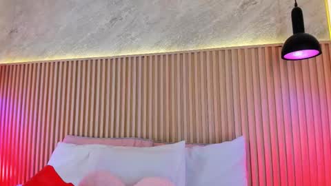 Profana Red online show from March 2026 02:01:02 PM