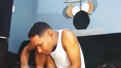 Grande y Gruesa online show from April 2026 02:11:01 AM