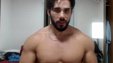 Snapshot of promuscles4u chatting on June 2026 10:52:02 PM promuscles4u online show from June 2026 10:52:02 PM