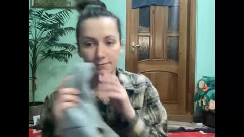 proud sweet 21 online show from April 2026 06:10:01 PM