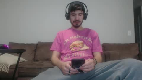 Snapshot of proudfishowner chatting on September 2025 04:47:01 AM proudfishowner online show from September 2025 04:47:01 AM