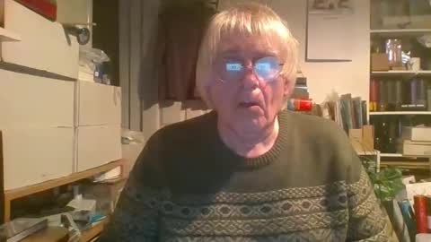 Snapshot of proudwelshman chatting on December 2024 07:30:02 PM proudwelshman online show from December 2024 07:30:02 PM