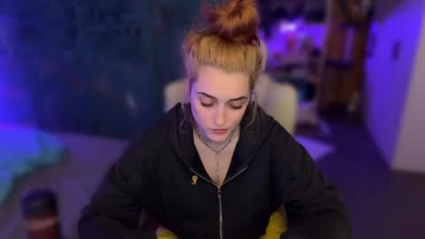 Queen of Pain online show from May 2026 07:34:02 PM