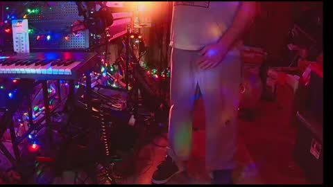 punkrunr083 online show from May 2026 08:11:01 AM