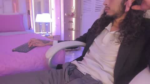 Snapshot of puretemptation_ chatting on July 2026 08:35:01 PM Experienced guys online show from July 2026 08:35:01 PM