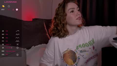 Marie online show from September 2025 09:59:02 PM