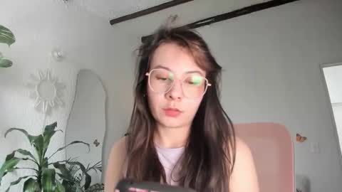 Vero online from Tuesday to Sunday online show from April 2026 05:16:02 PM