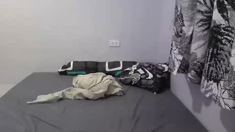 Athena online show from December 2025 03:45:02 AM