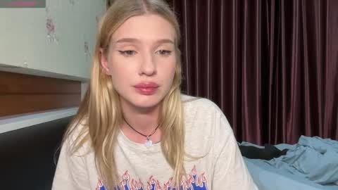 Lina online show from April 2026 03:39:02 PM